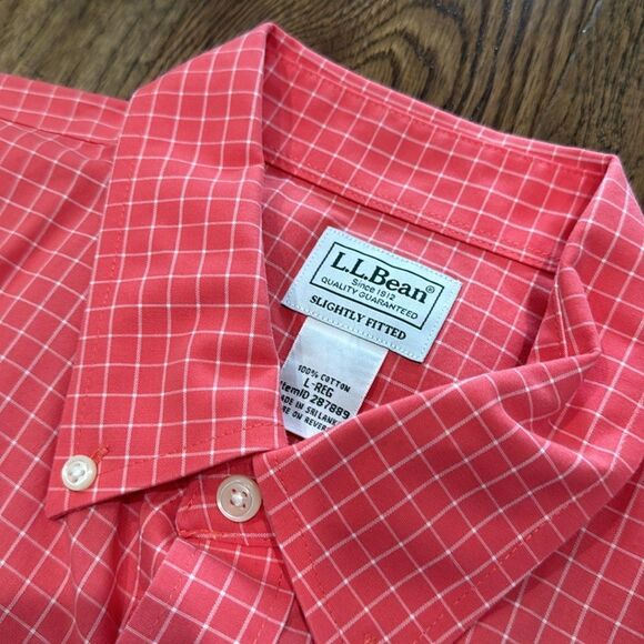 LL Bean Men’s Slightly Fitted Coral Button Down. Sz L Reg. - Picture 2 of 4
